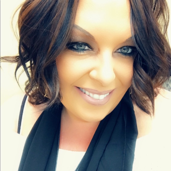 Meet The Posher 🖤 - Picture 6 of 8